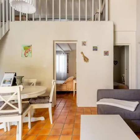 La Bastide De L Etang Apartment
